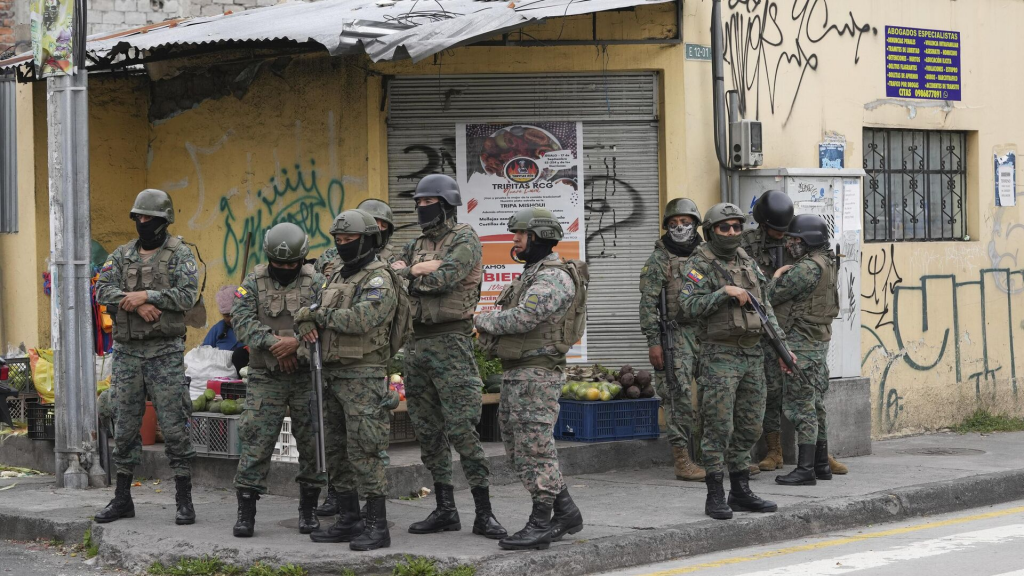 Беспорядки в Эквадоре