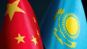 Китайская компания поможет Казахстану построить центр электронной коммерции: подробности